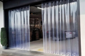 Instalación cortinas industriales de pvc Lima Perú